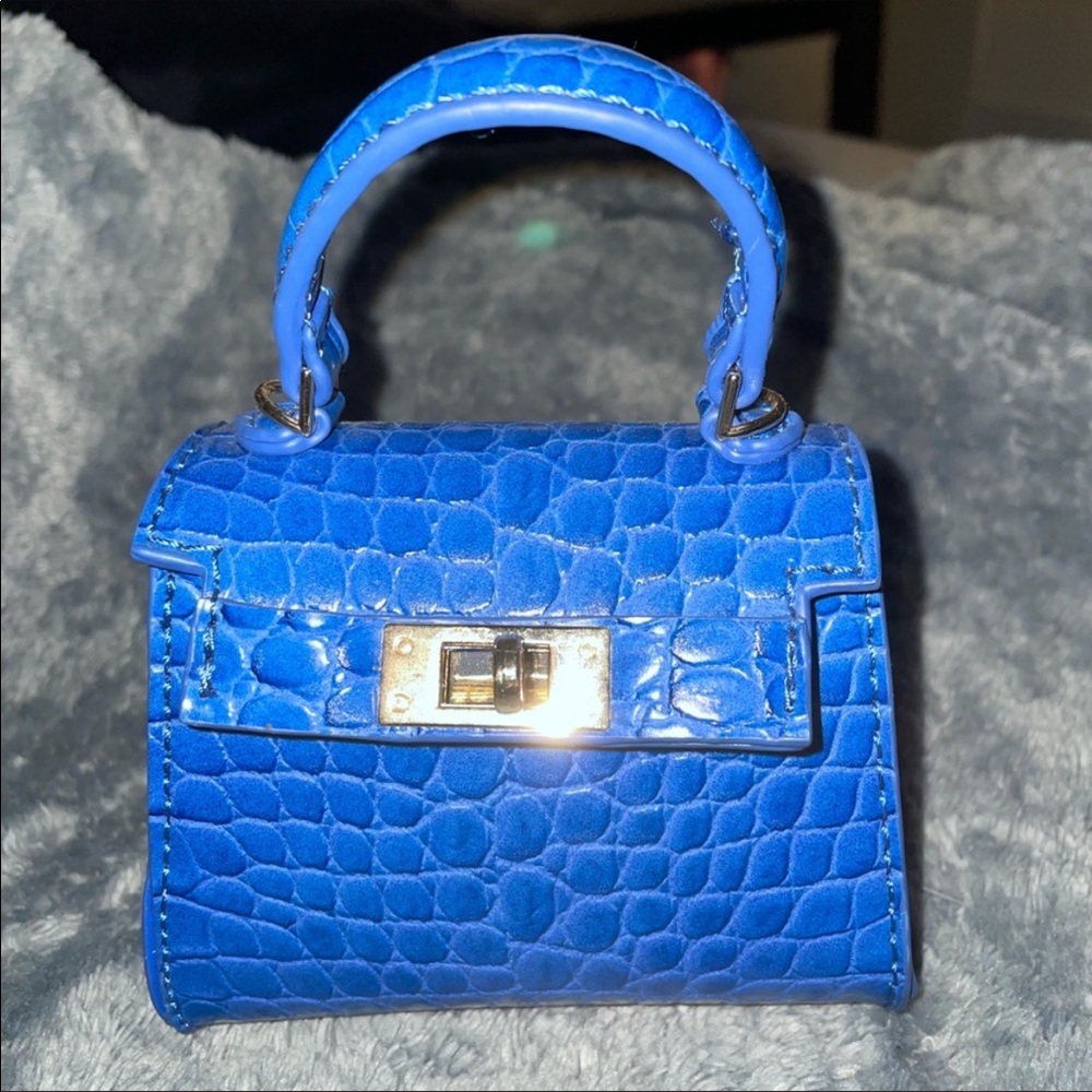 forever 21 mini blue hand bag .